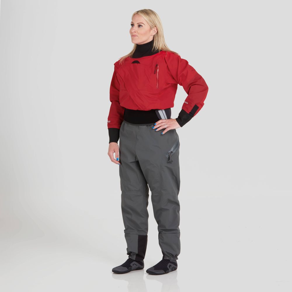 Alternate product image 22532_05_Red_Model_Front_062822
